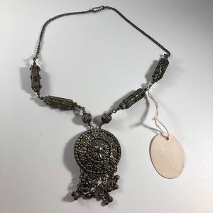 NWOT Silver Vintage Boho Necklace/Choker